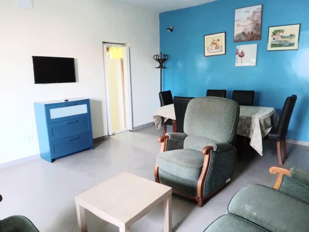 Residence Marie France Mendy Toubab Dialao Eksteriør bilde