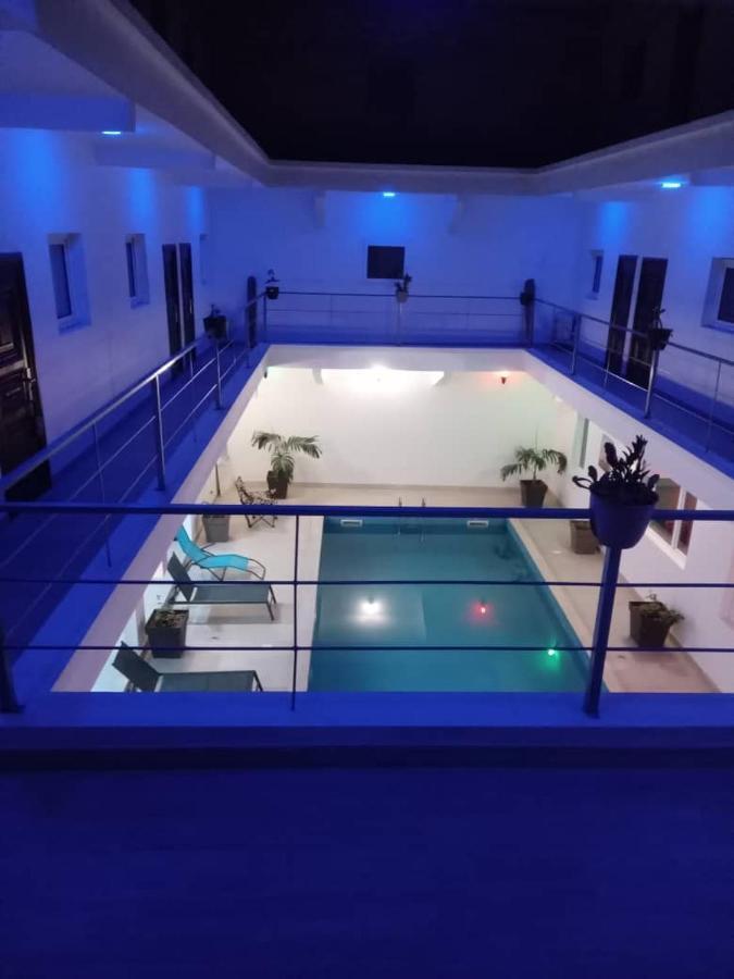 Residence Marie France Mendy Toubab Dialao Eksteriør bilde