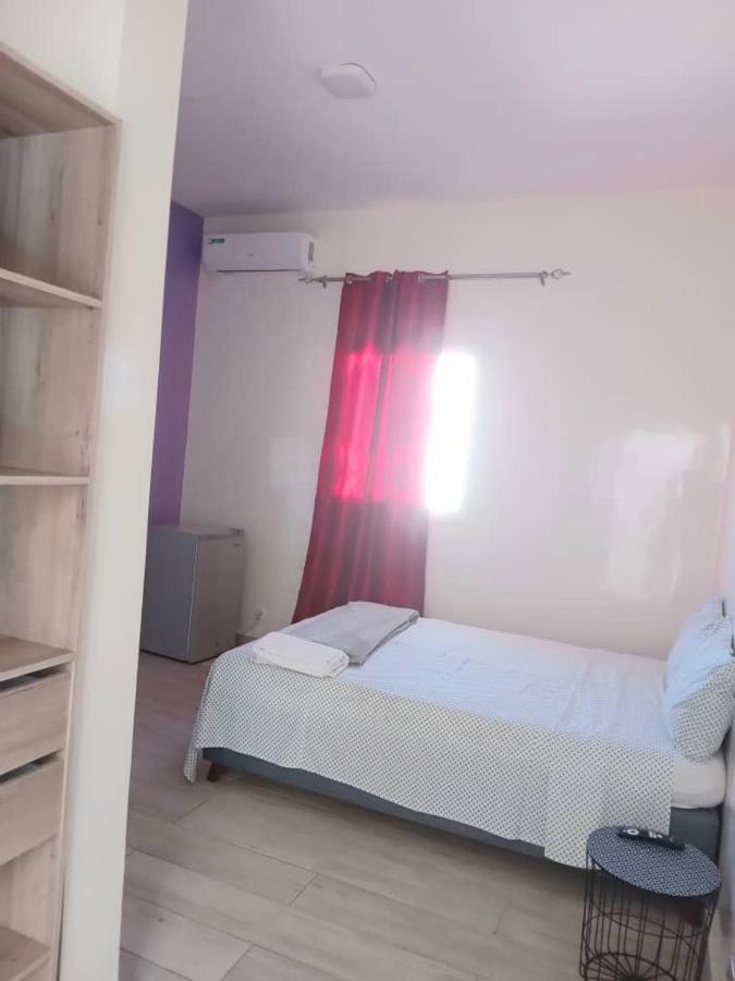 Residence Marie France Mendy Toubab Dialao Eksteriør bilde