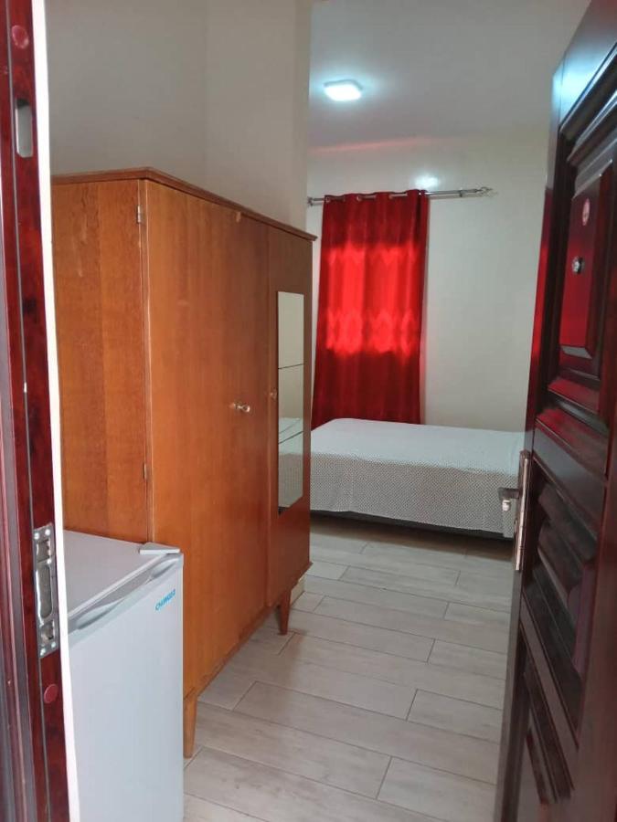 Residence Marie France Mendy Toubab Dialao Eksteriør bilde